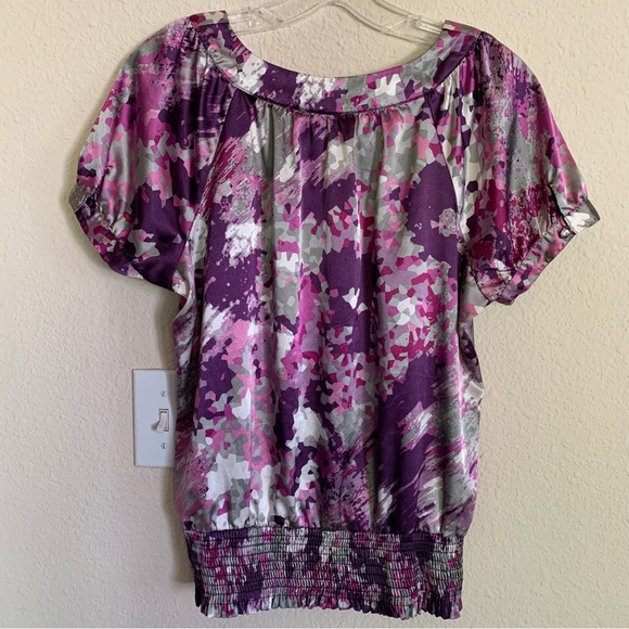 Silky Banded Waist Blouse - Picture 6 of 14